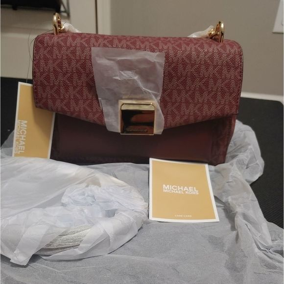 MICHAEL KORS LITA TWO-TONE LOGO CROSSBODY BAG - Picture 5 of 6